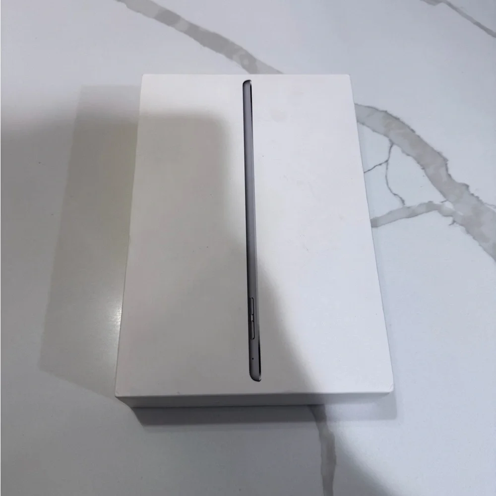 iPad Mini 4th Gen BOX ONLY